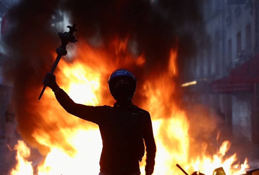 Civil unrest in Paris