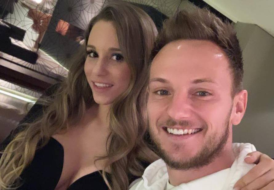 Rakitići objavili fotografiju na kojoj se brčkaju goli u jacuzziju