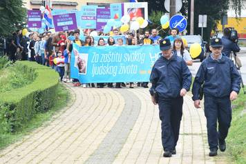 Sisak: Održan Hod za život u organizaciji udruge U ime obitelji