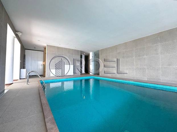 FOTO Ova vila u Opatiji ima lift, vinski podrum, vanjski infinity i unutarnji bazen, wellness...