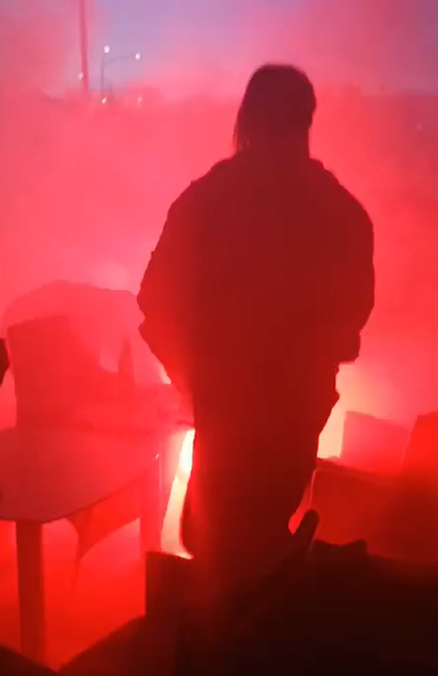 VIDEO Pogledajte što je policija našla na Maksimiru! Suzavcem odbili huligane nakon derbija