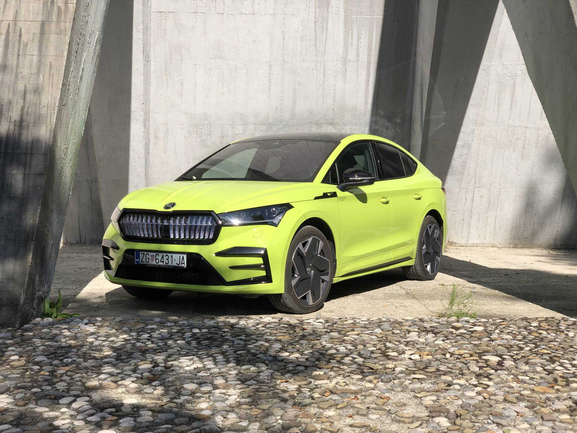 Testirali smo Enyaq Coupe RS: Najsnažnija Škoda bit će još jača