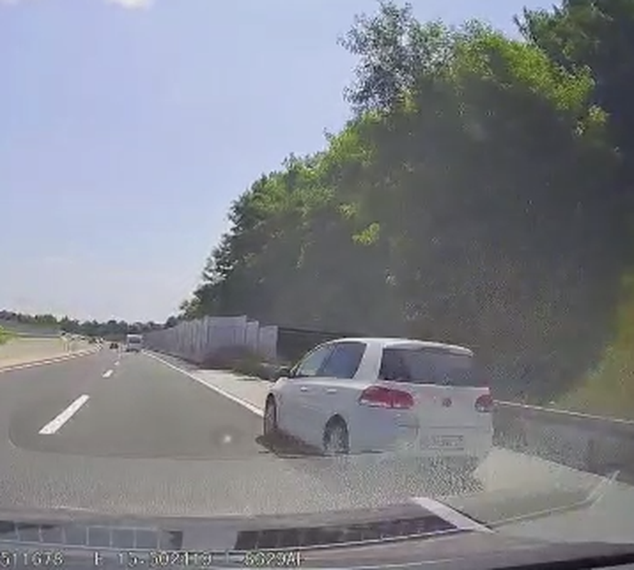 Slovenac pretjecao na autocesti zaustavnom trakom: "Vidio sam ga u retrovizoru i šokirao se"
