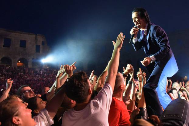 Pula: Nick Cave napunio Arenu i drugu večer