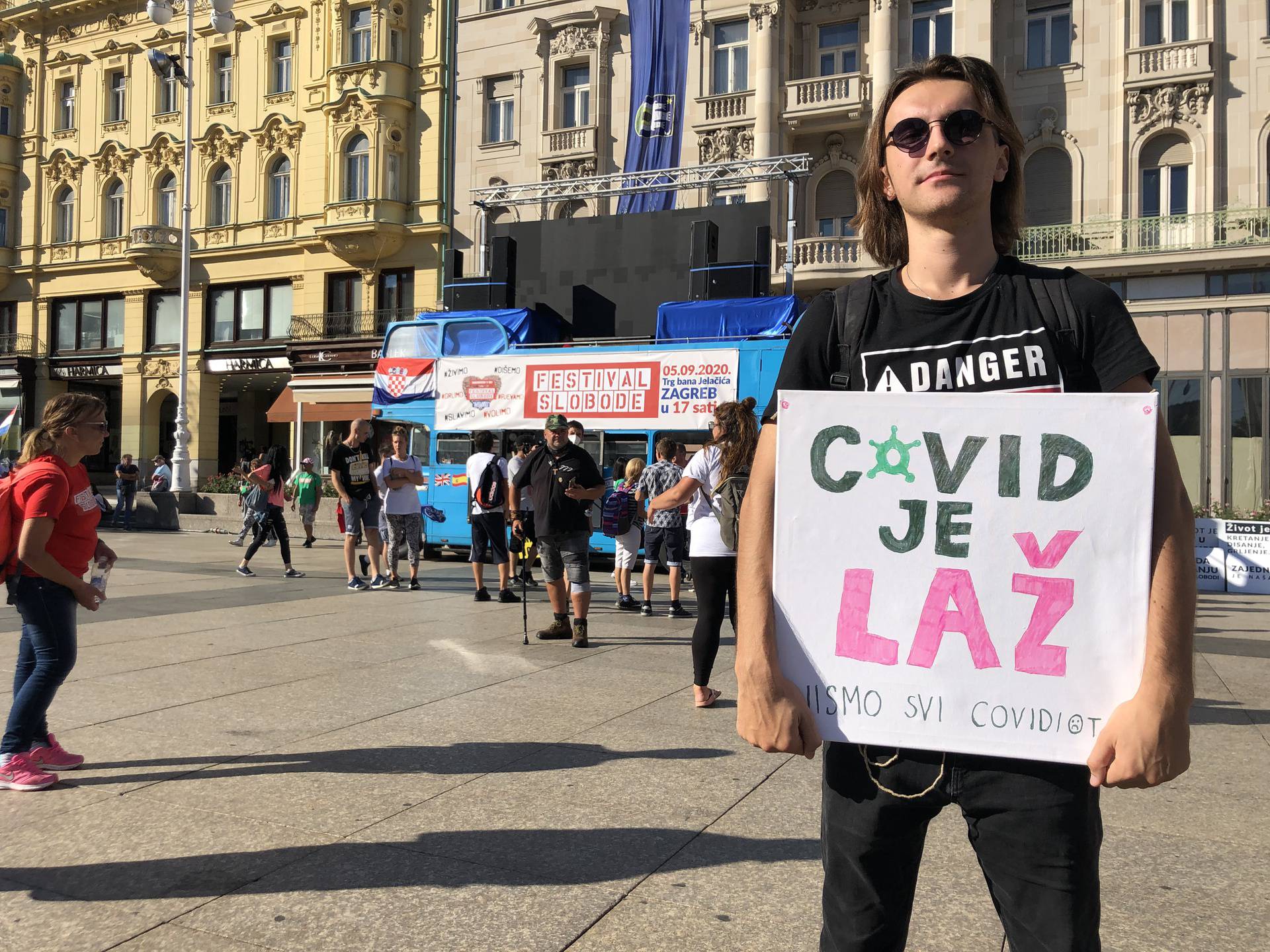 Hladno pivo iskreno o Festivalu slobode: Ma to je zombi party usred našeg glavnog grada...