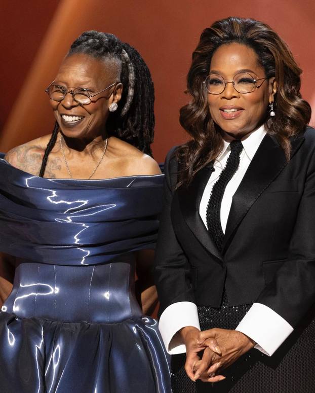 FOTO Oprah Winfrey izgubila preko 30 kila! Evo koja je tajna njezine besprijekorne linije