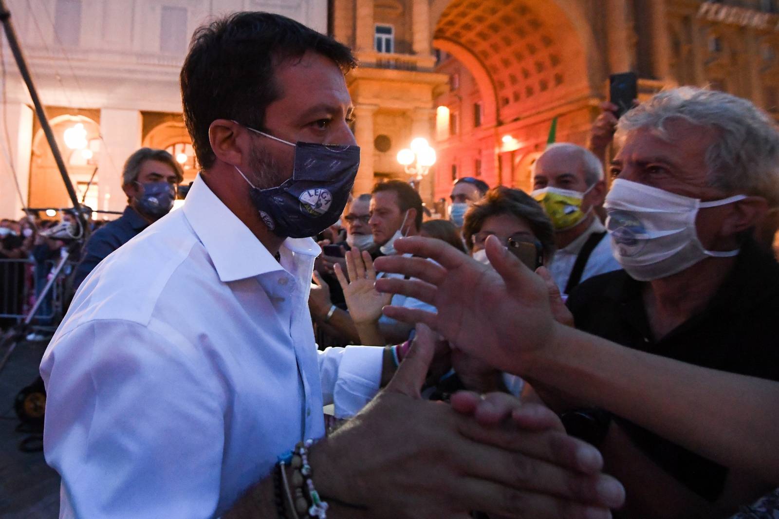 Right-wing leaders Matteo Salvini, Antonio Tajani and Giorgia Meloni close their electoral campaign in Florence