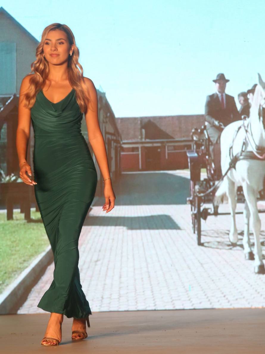 Jasmina iz Đakova je nova Miss Osječko-baranjske županije: Kruna joj je došla na Harleyju!