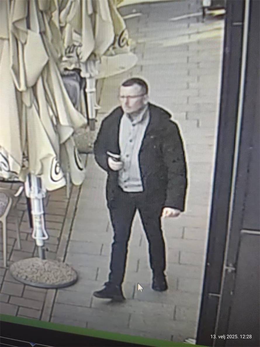 ZG policija traži ovog čovjeka!