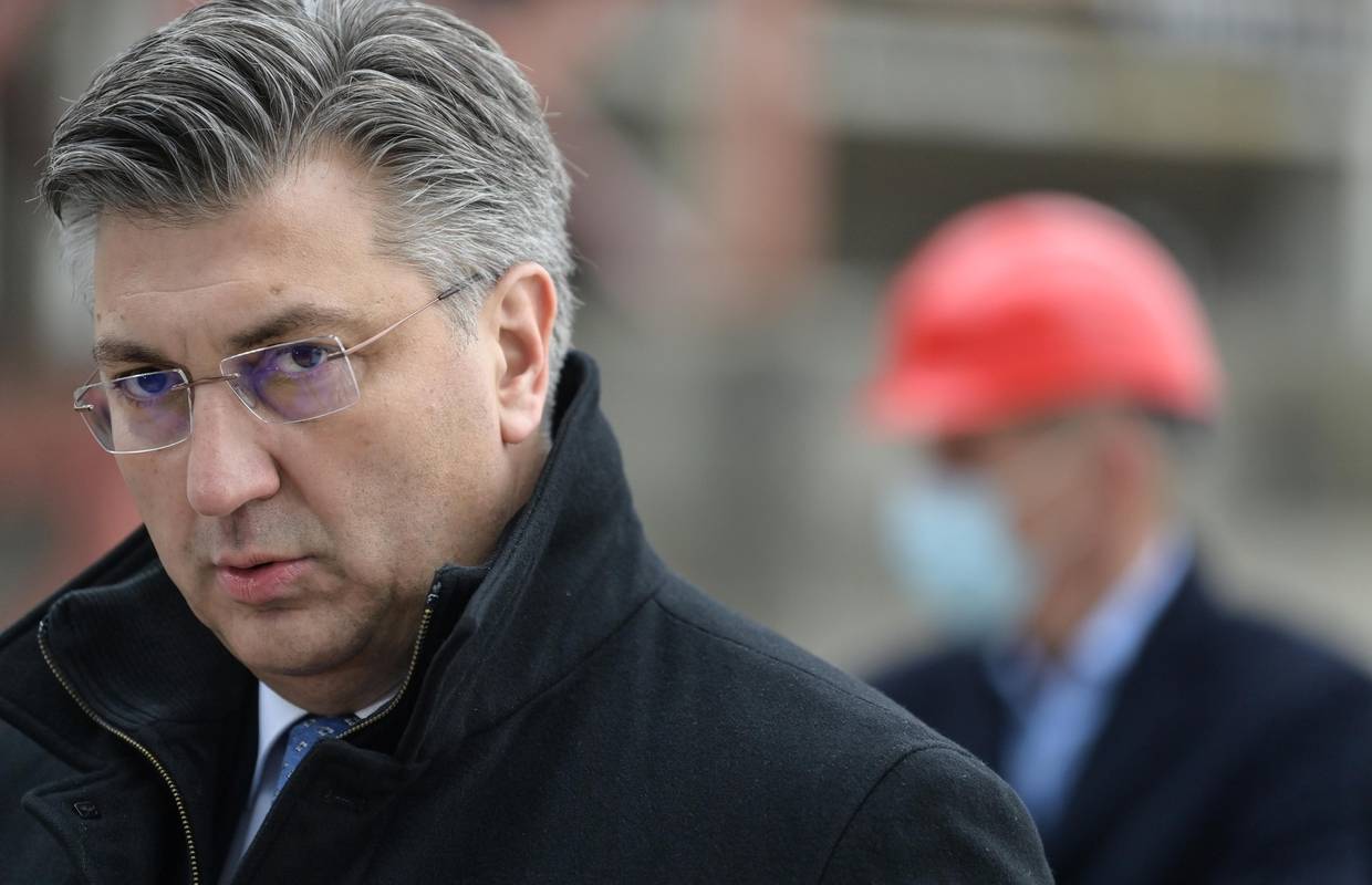 'Pozivam ih da sada donesu potpise, da Milanović pošalje promatrače i da krenu brojiti'
