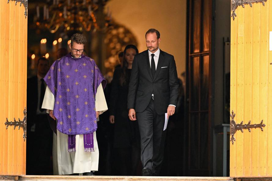 Memorial service for the late King Harald, in Asker