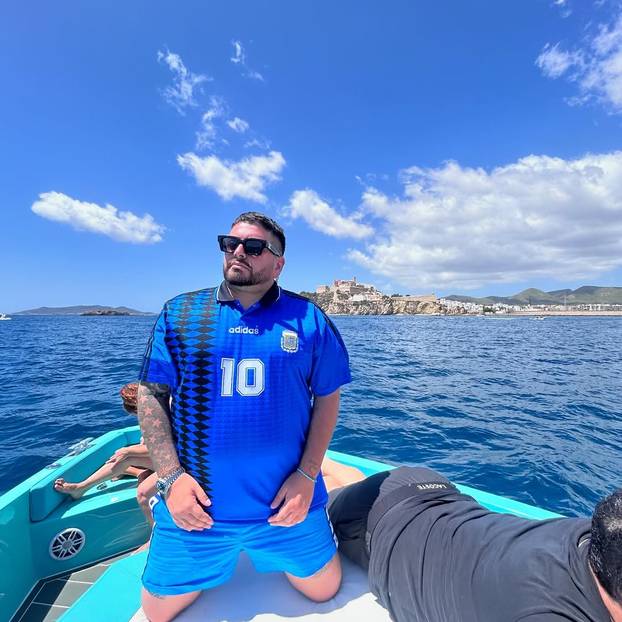 FOTO Tko je tko u obitelji Diega Maradone? Četiri žene i 11 djece čekaju presudu za njegovu smrt