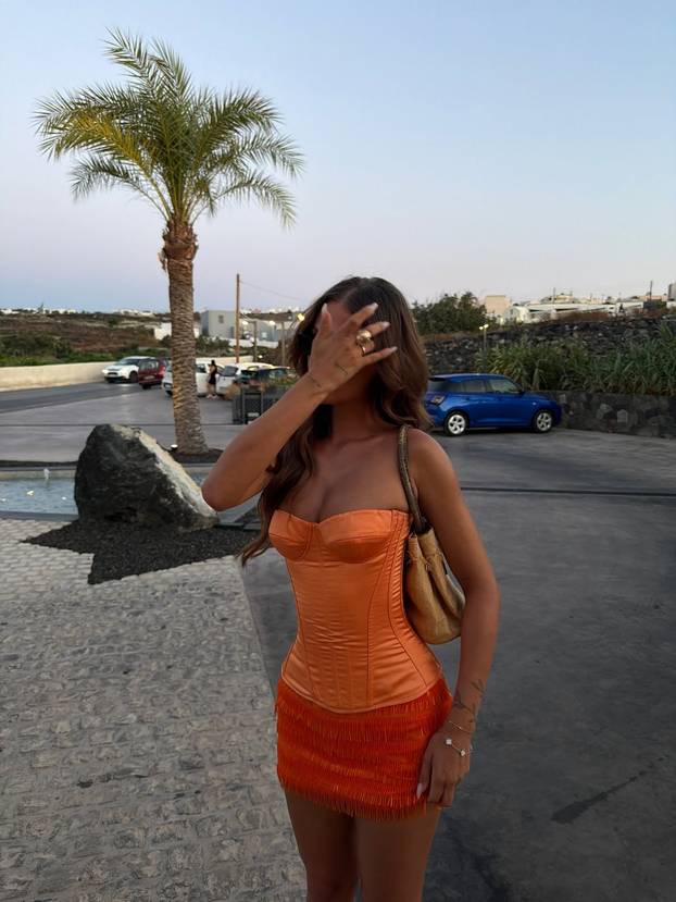 FOTO Ovu Britanku zovu i 'zločesta djevojka': Kad vidite fotke bit će vam jasno zašto...