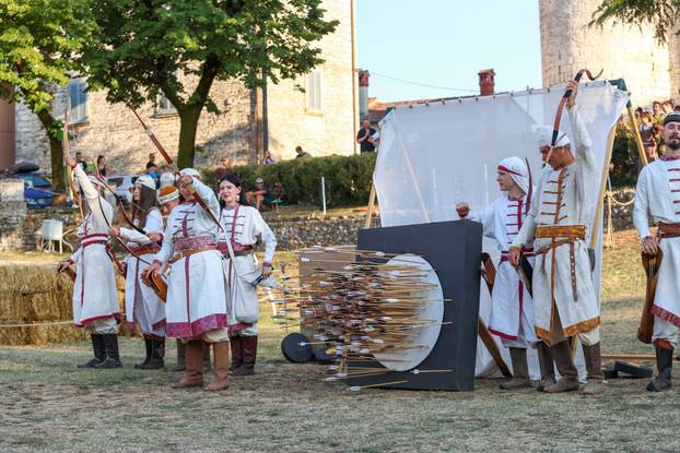 Počeo 14. Srednjovjekovni festival u Svetvincentu