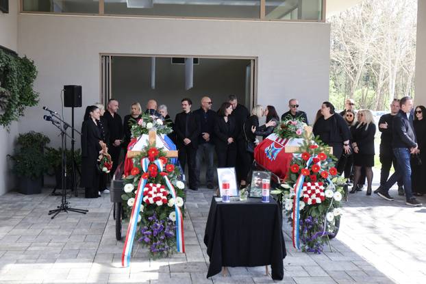 Vukovar: Sahrane nedavno identificiranih branitelja pronađenih na Petrovačkoj doli kod Vukovara