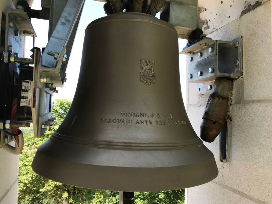 Rebić je otplatio kredite svima u selu, sredio je i kapelicu: 'Kad dođe kući, čeka ga jumbo pizza'