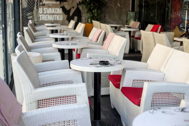 Zagreb: Na snagu stupila zabrana rada ugostiteljskim objektima i uslužnim djelatnostima