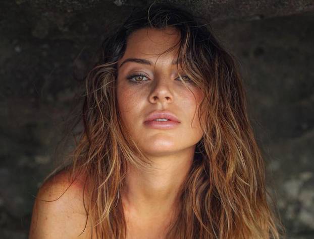 FOTO Zovu je najzgodnijom i najhrabrijom znanstvenicom: 'Ne bojim se krokodila ni zmija'