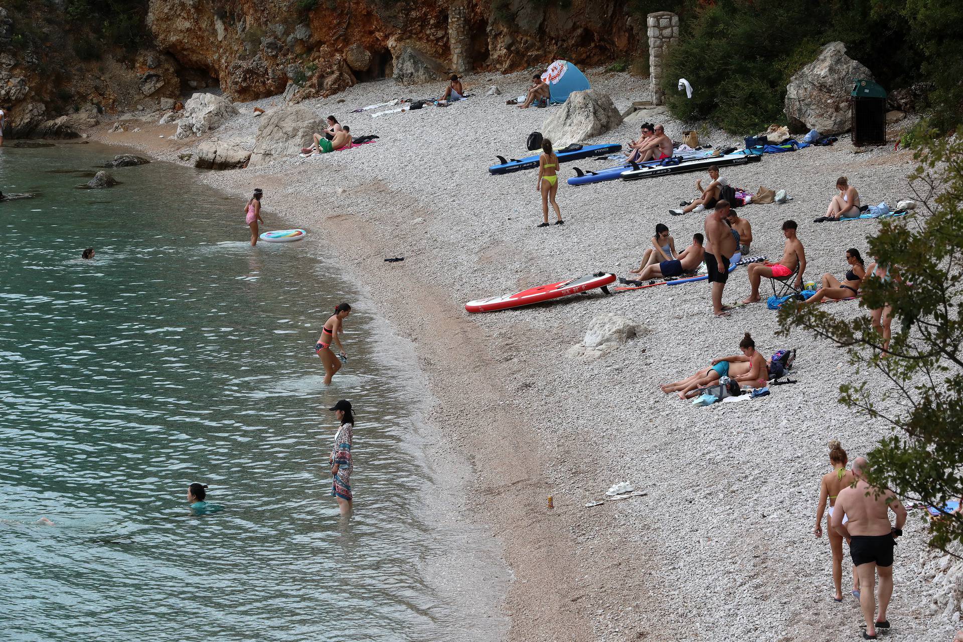 Rijeka: Rijetki kupa?i na plaži Nova voda