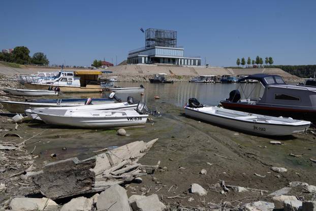Vukovar: Niski vodostaj Vuke