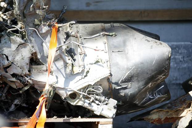 Zagreb: Na konferenciji za medije prikazani izvučeni dijelovi letjelice