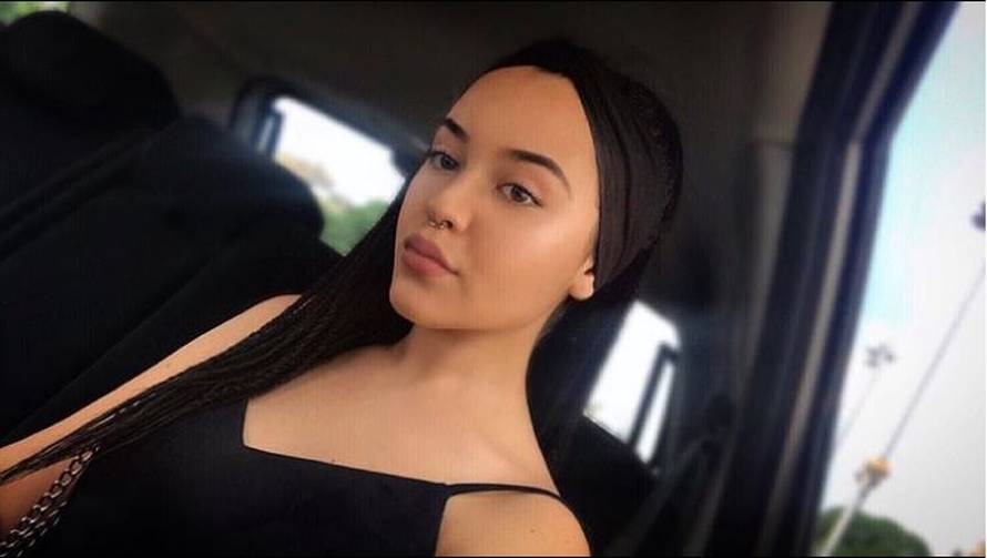 Antonia Dora Pleško opjevala prekid s Gibonnijevim sinom