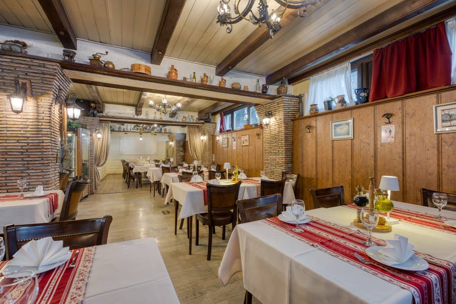 Hrana koja spaja generacije: Druženja, smijeh i zalogaji za pamćenje