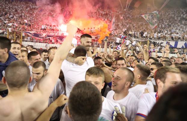Split: Igrači Hajduka s navijačima proslavili osvajanje Kupa 