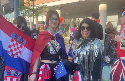 ŠČretno Prlja: Supruga Marija i kćeri stigle na finale Eurosonga