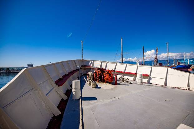 FOTO Zavirite u prvi brod-hotel u Hrvatskoj: Noćenje na ovom brodu u Rijeci ima posebnu čar
