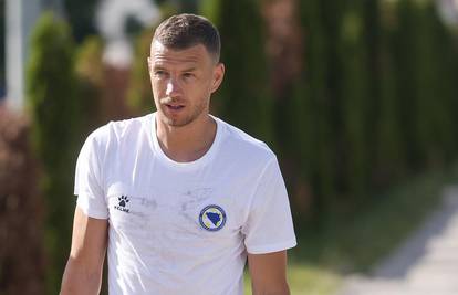 Džeko odabrao novi klub: Vraća se u Italiju za plaću od 1,5 mil. €