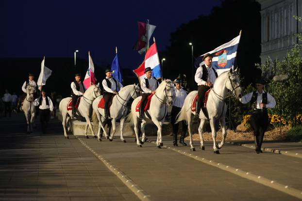 Svečano otvorenje 59. Đakovačkih vezova