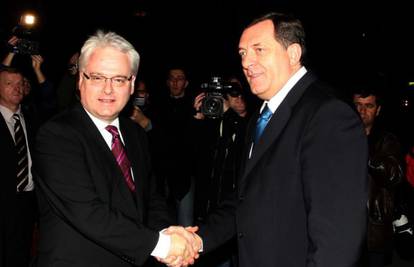 'Primili ste M. Dodika, a on je podržao granatiranje Zagreba'