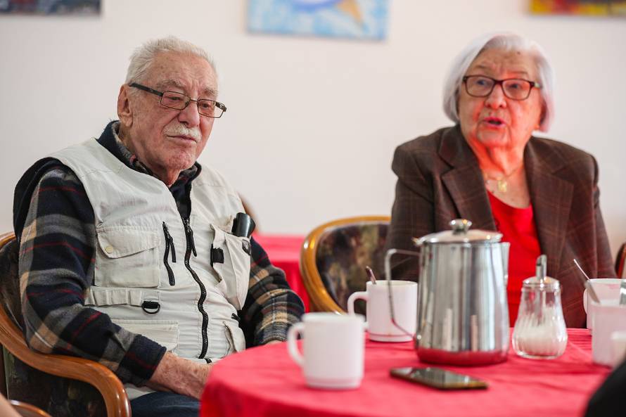 24 SATA Zagreb: Stogodišnjaci u Domu za starije osobe Trnje