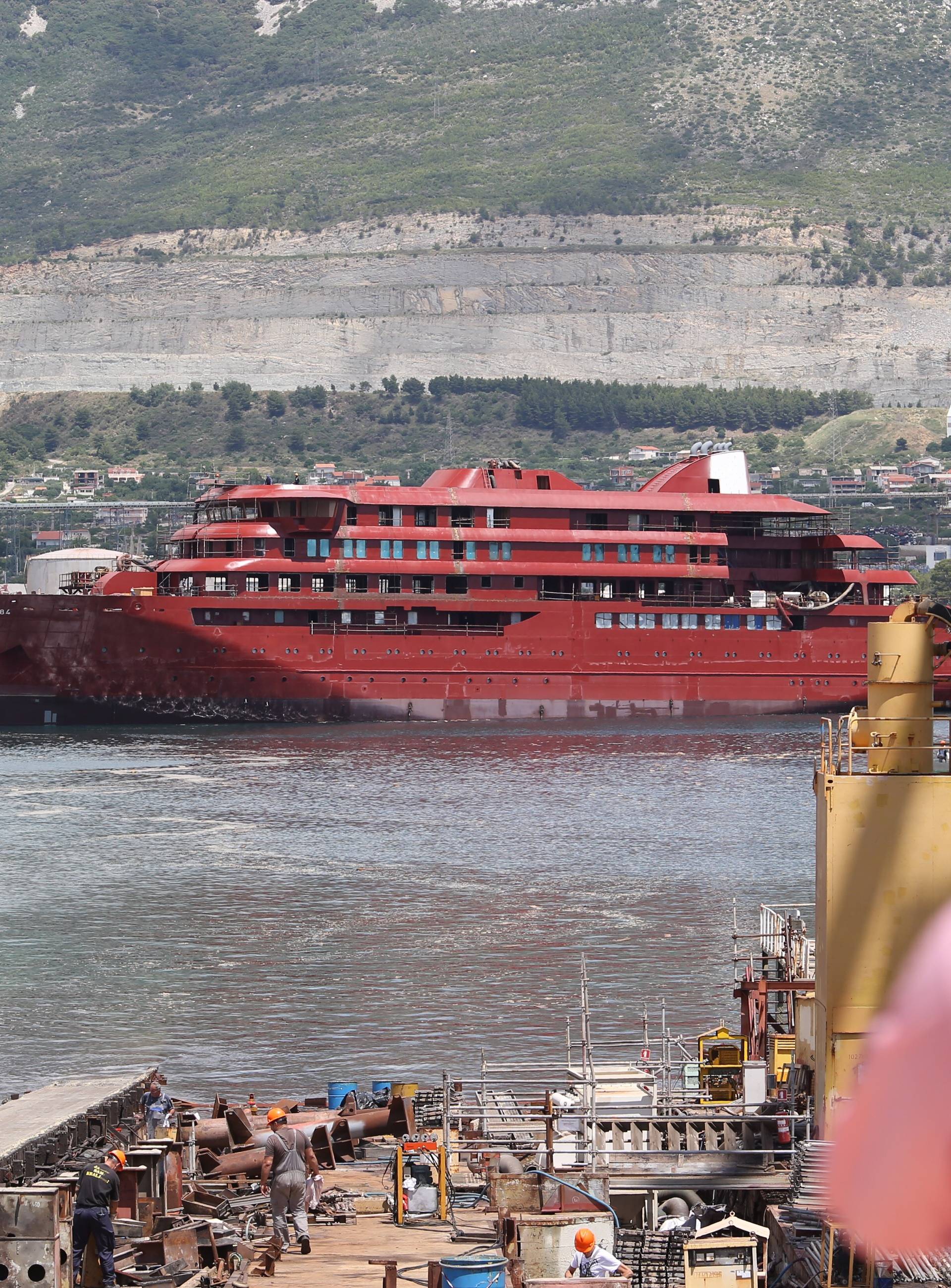 U Brodosplitu porinut brod za krstarenja polarnim područjima