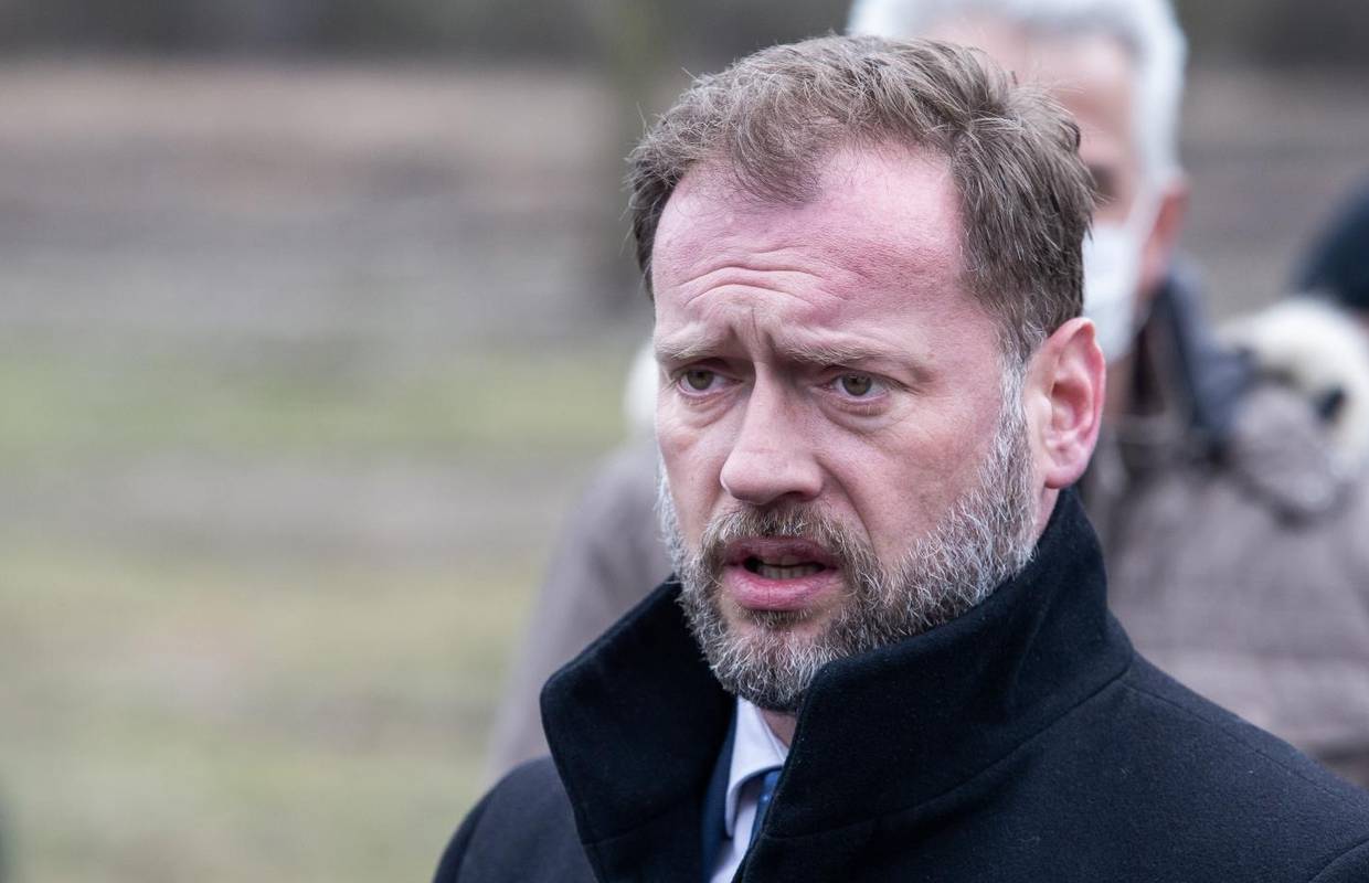 Banožić se sastao s mađarskim veleposlanikom, zadovoljan prijateljskim odnosom