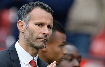 Giggs seli u drugu ligu? Ryan sjeda na klupu Wigan Athletica