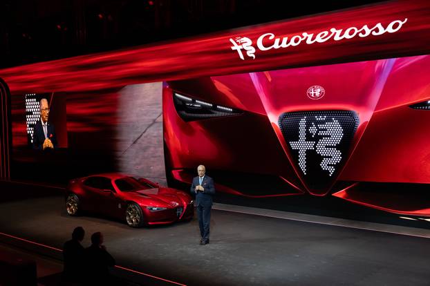 FOTO Alfa Romeo otkriva svoju budućnost: Cuorerosso izgleda sjajno i ima moćni V6 motor