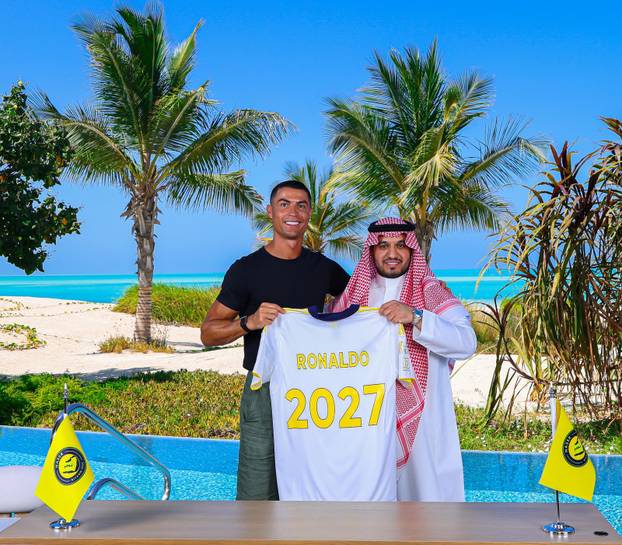 Saudi Pro League - Cristiano Ronaldo renews Al Nassr Contract