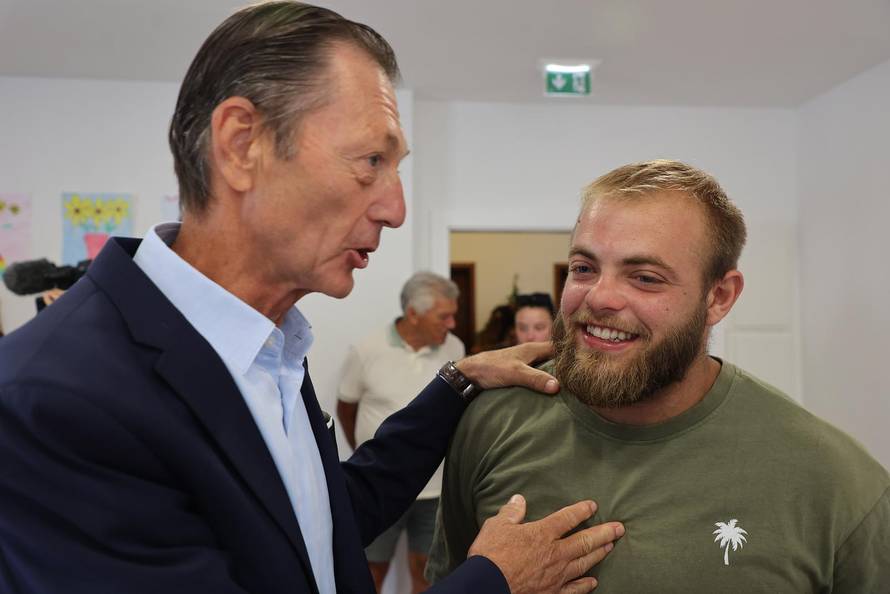 Drvenik: Nakon 17 godina ponovno otvorena škola na otoku