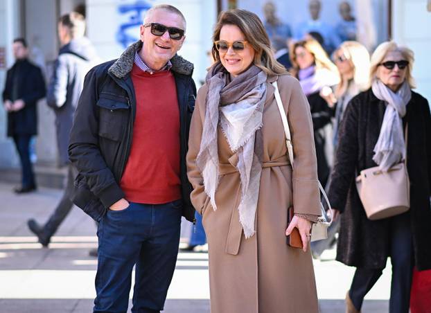 Zagreb: Sandra Bagarić prošetala špicom sa suprugom Darkom
