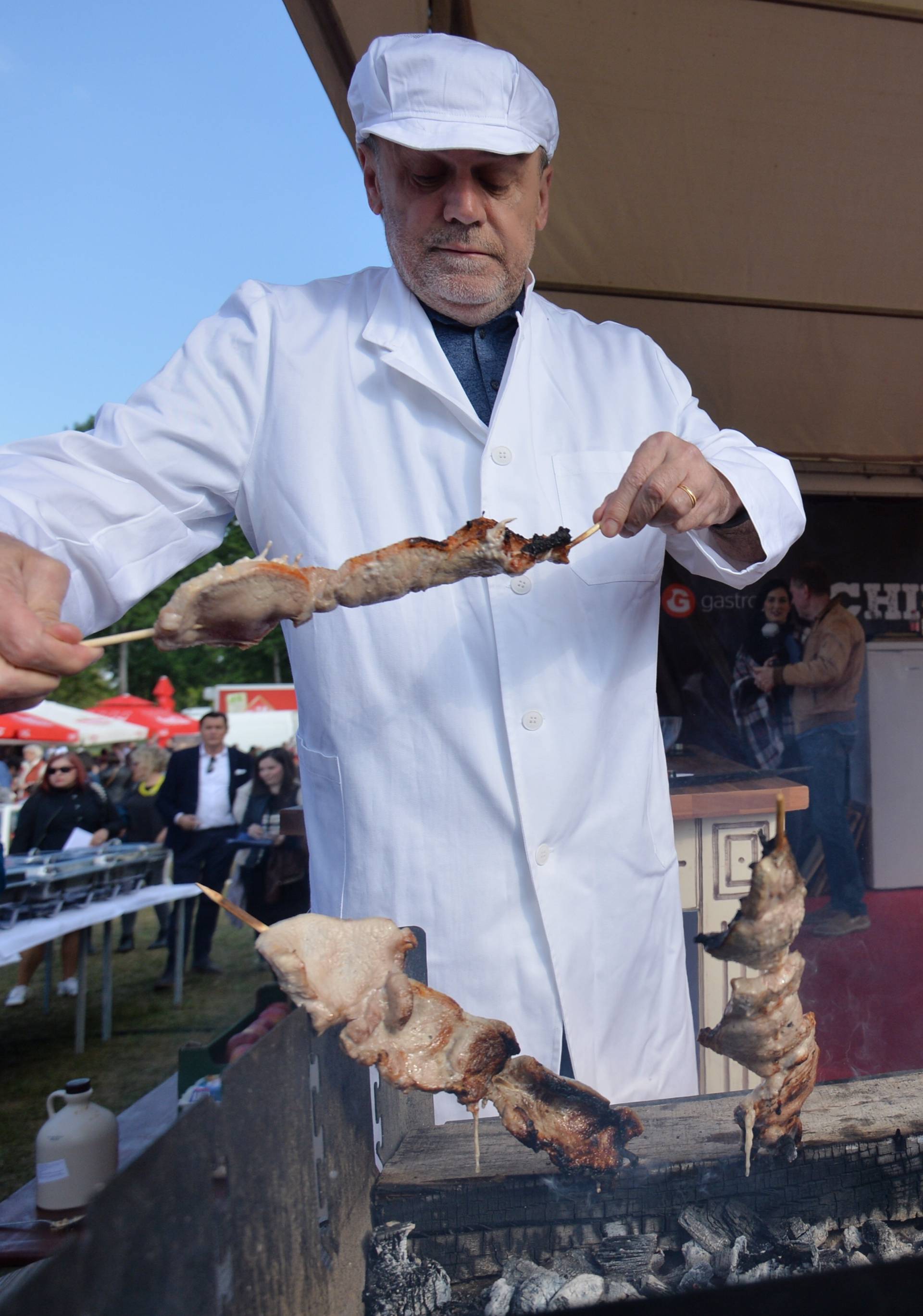 Bandić se zabavljao i pekao roštilj na Chill&Grill Festivalu