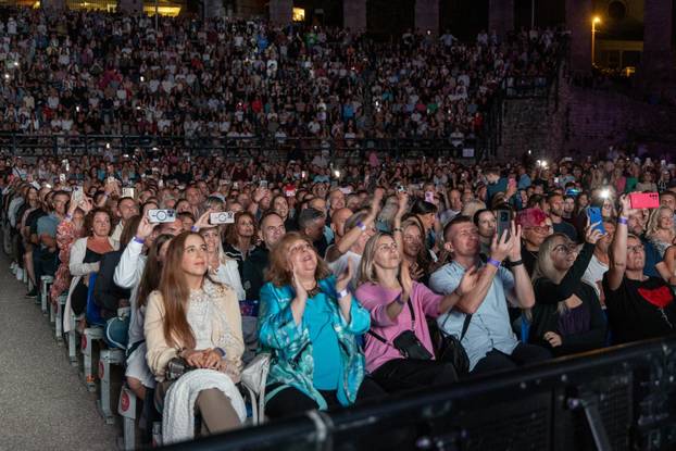 Koncert Tonija Cetinskog u pulskoj Areni