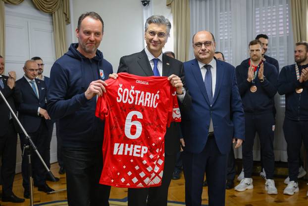 Zagreb: Prijem rukometaša u Banskim dvorima