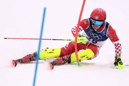 &Scaron;okantan kraj utrke! Filip Zub&ccaron;i&cacute; odvozio najbolji slalom na ZOI