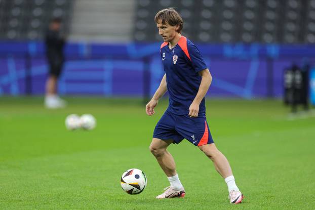 Berlin: Trening hrvatske nogometne reprezentacije uoči utakmice sa Španjolskom