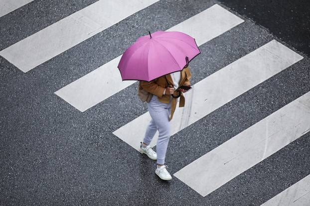 Još jedan hladan i kišni dan u Zagrebu