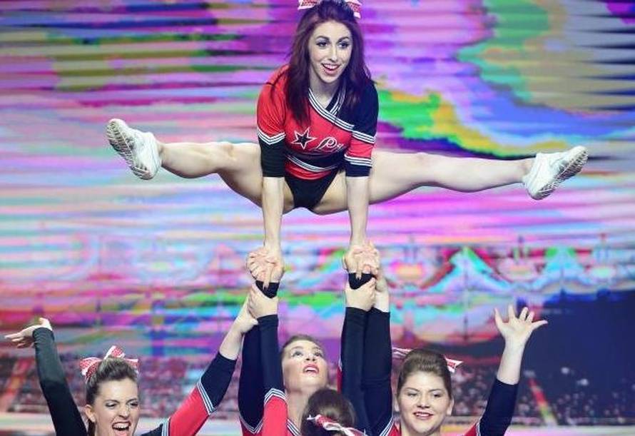 U  finale Supertalenta prošli su Erik Balija i  Jelena Znaor