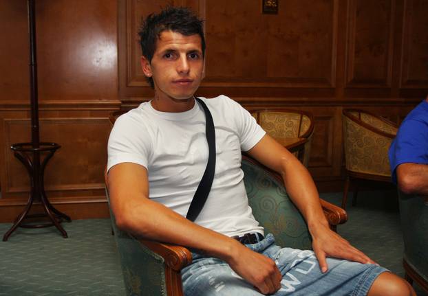 ARHIVA - 2009. Zagreb: Okupljanje hrvatske nogometne reprezentacije u hotelu Sheraton