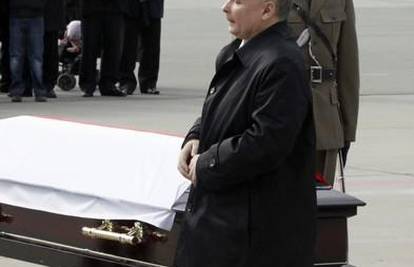 Jaroslaw Kaczynski sumnja da je zaista pokopao brata Lecha